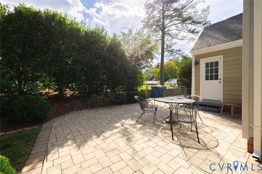 1211 Hollins Rd Property Photo 65