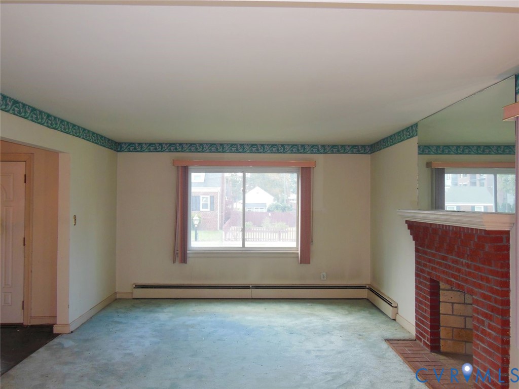 2203 Seminary Ave Property Photo 5