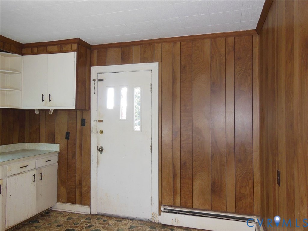 2203 Seminary Ave Property Photo 10