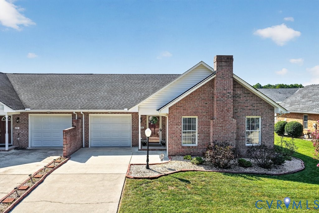 408 Cobblestone Dr Property Photo 1