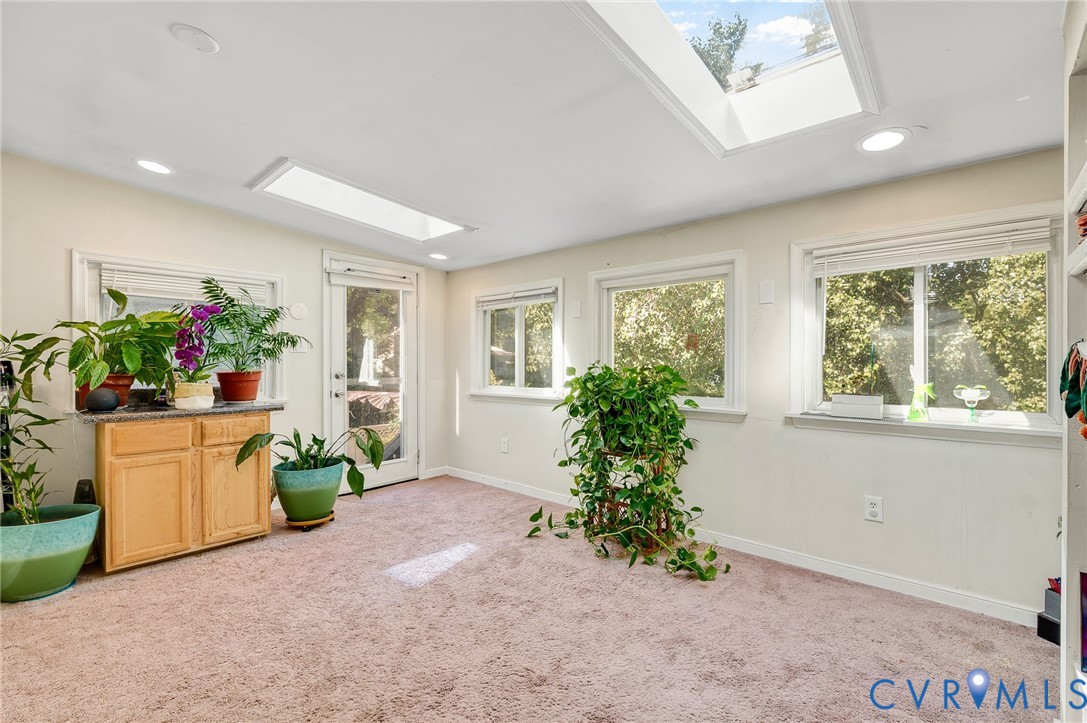 7700 Lake Shore Dr Property Photo 11