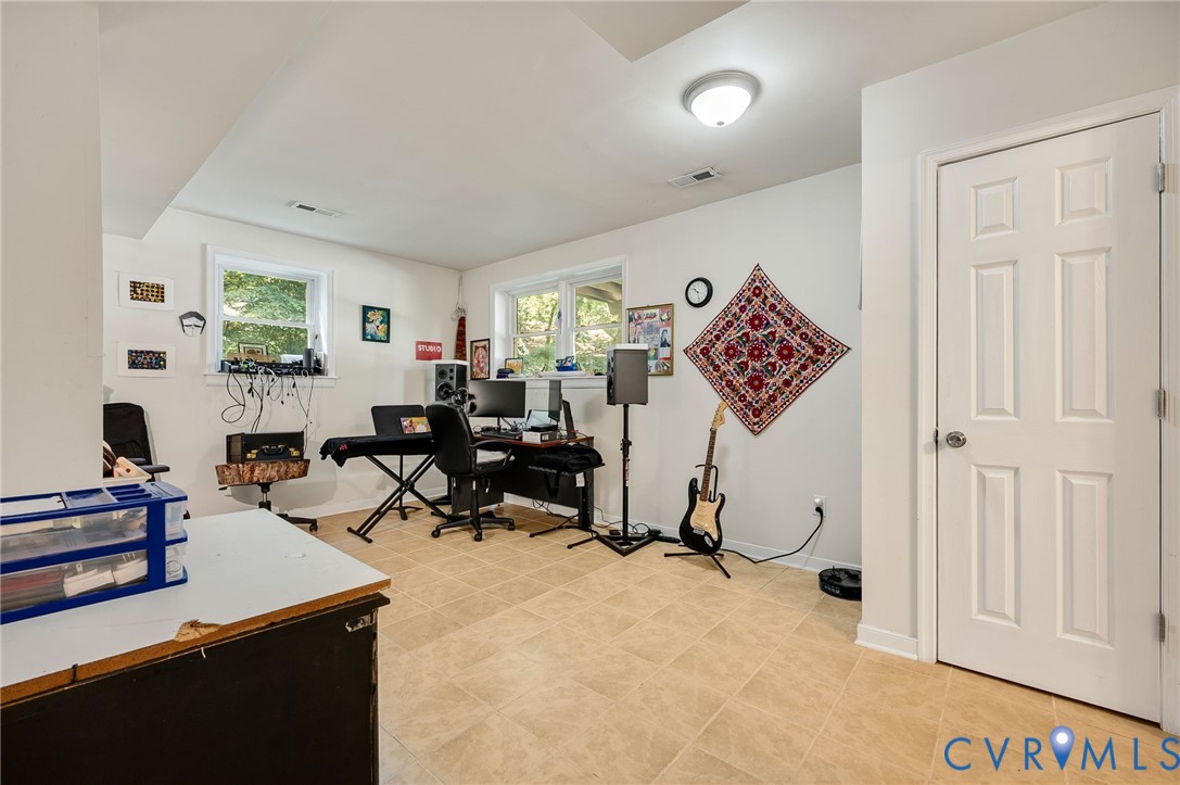 7700 Lake Shore Dr Property Photo 24