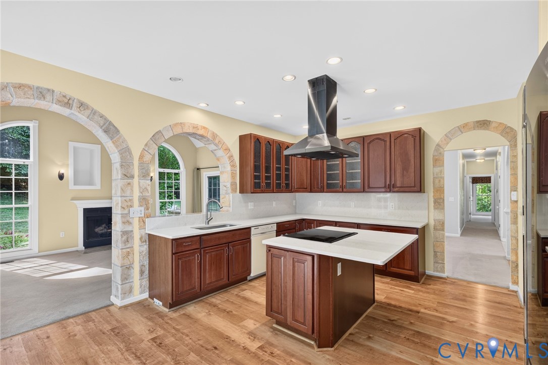 365 Hamlet Rd Property Photo 10