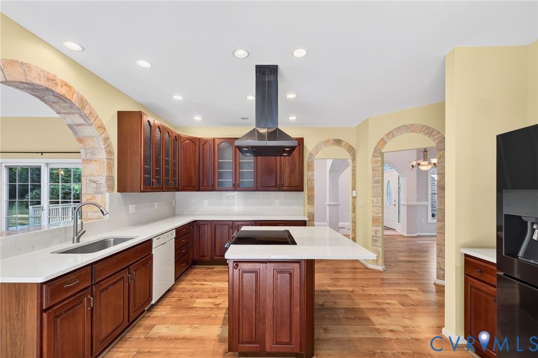 365 Hamlet Rd Property Photo 11