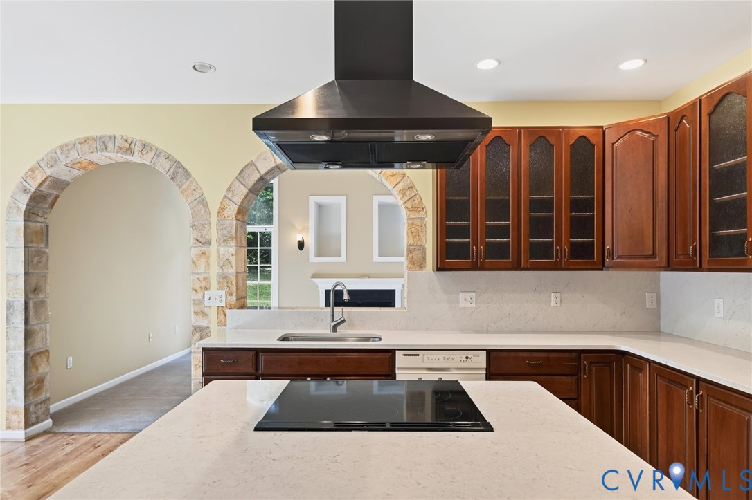 365 Hamlet Rd Property Photo 14