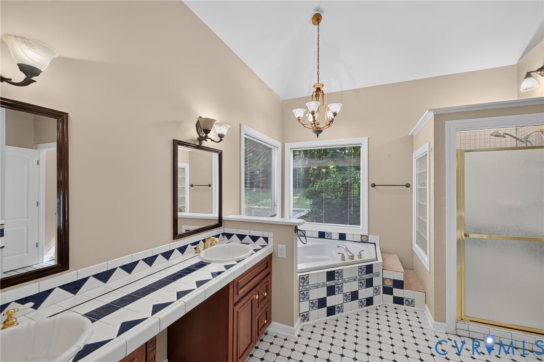 365 Hamlet Rd Property Photo 27