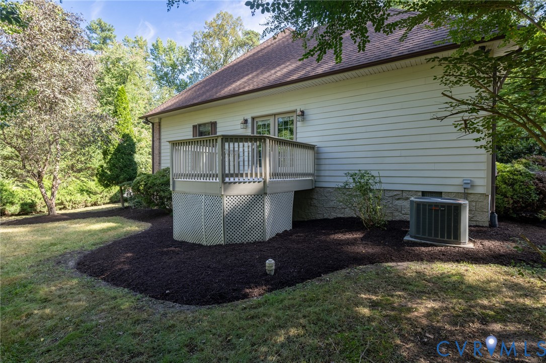 365 Hamlet Rd Property Photo 41