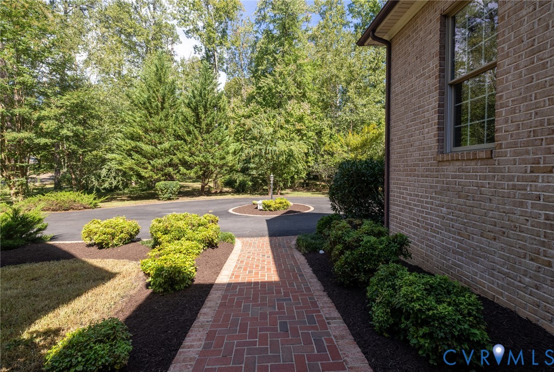 365 Hamlet Rd Property Photo 43