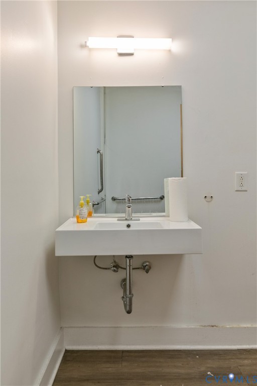 119 E Broad St Property Photo 17