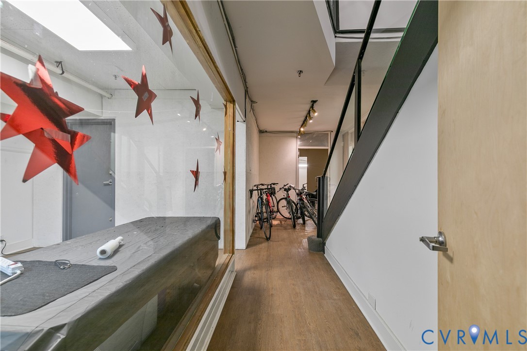119 E Broad St Property Photo 20