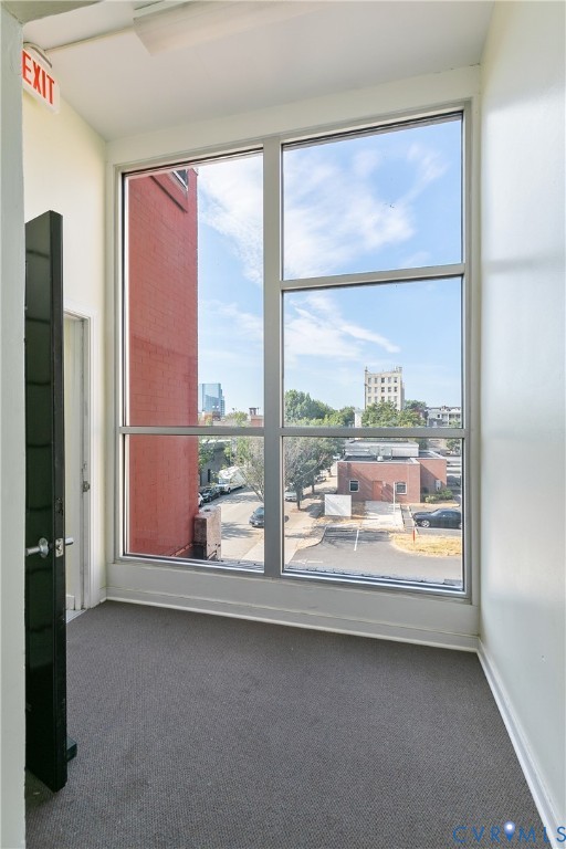 119 E Broad St Property Photo 48