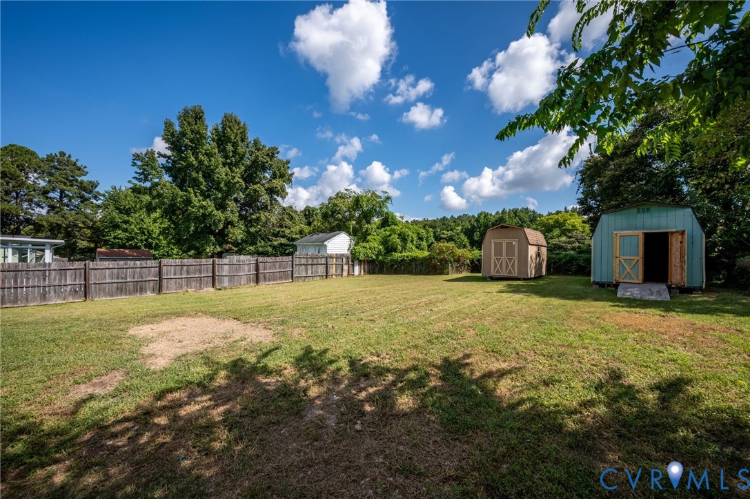 4411 Samara Dr Property Photo 17