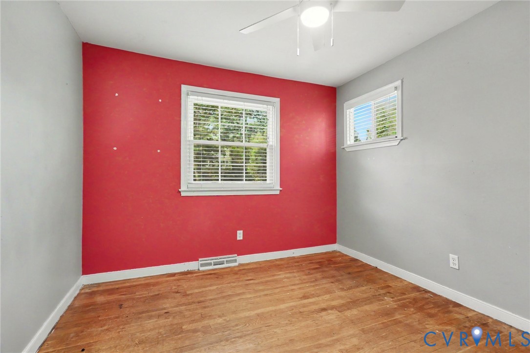 9504 Minna Dr Property Photo 17