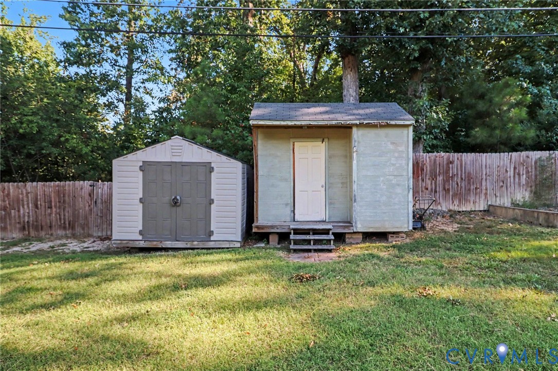 9504 Minna Dr Property Photo 23