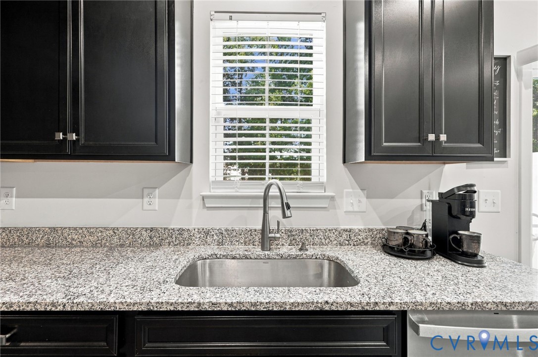 10944 Genito Square Dr Property Photo 33