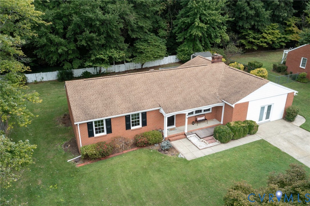 110 Hampton Dr Property Photo 32