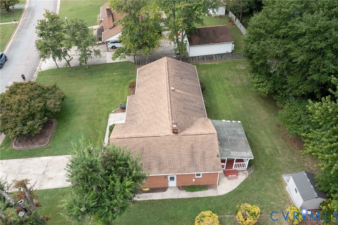 110 Hampton Dr Property Photo 37