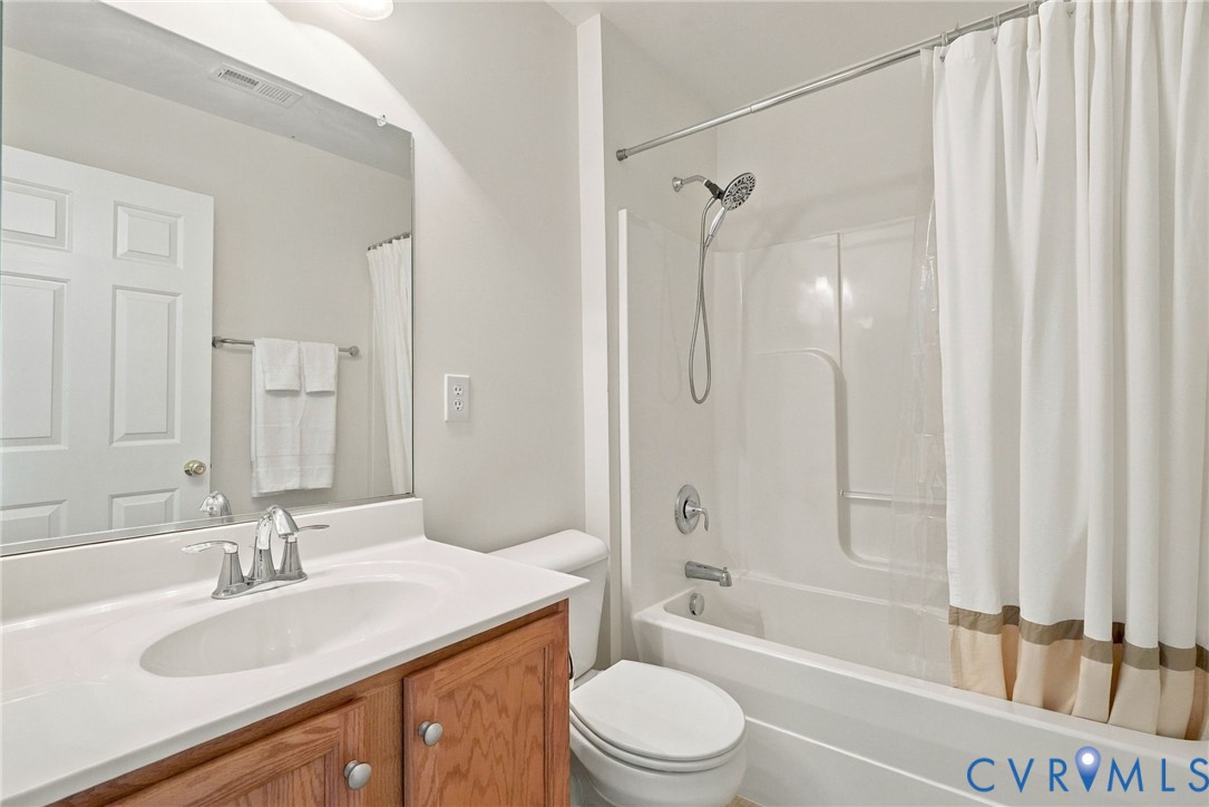 3919 Dominion Townes Cir Property Photo 27
