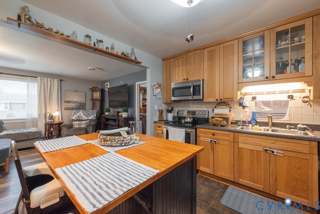 623 Charles Ave Property Photo 12