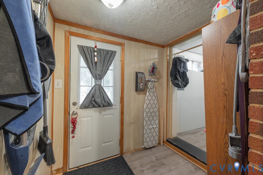 623 Charles Ave Property Photo 15