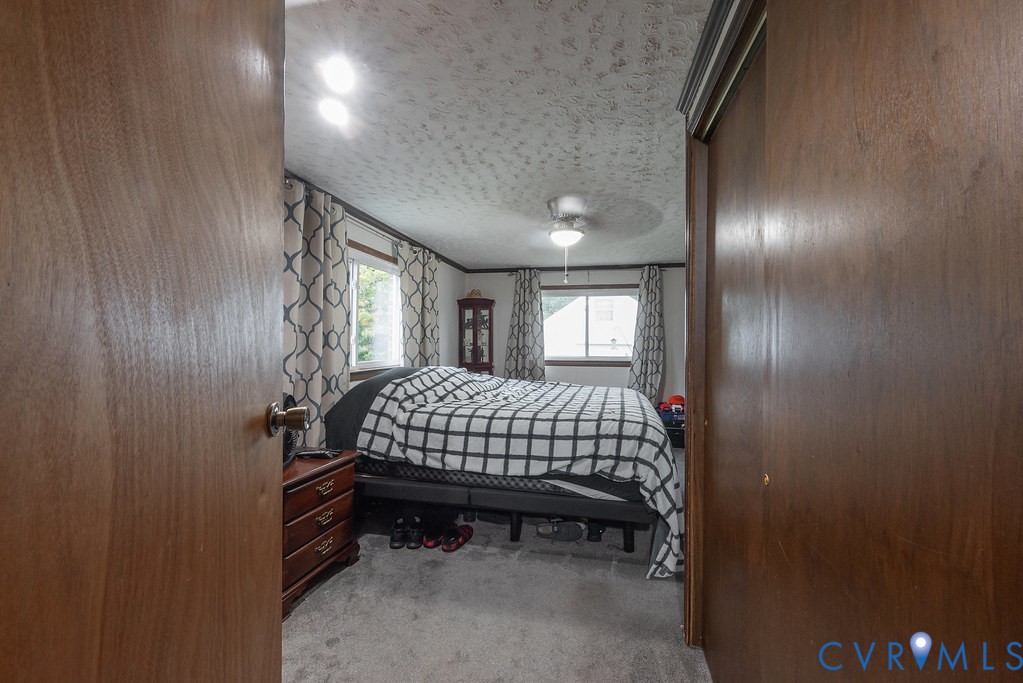 623 Charles Ave Property Photo 18
