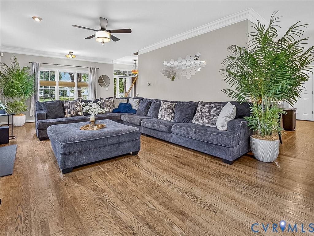12621 Green Garden Ter Property Photo 3