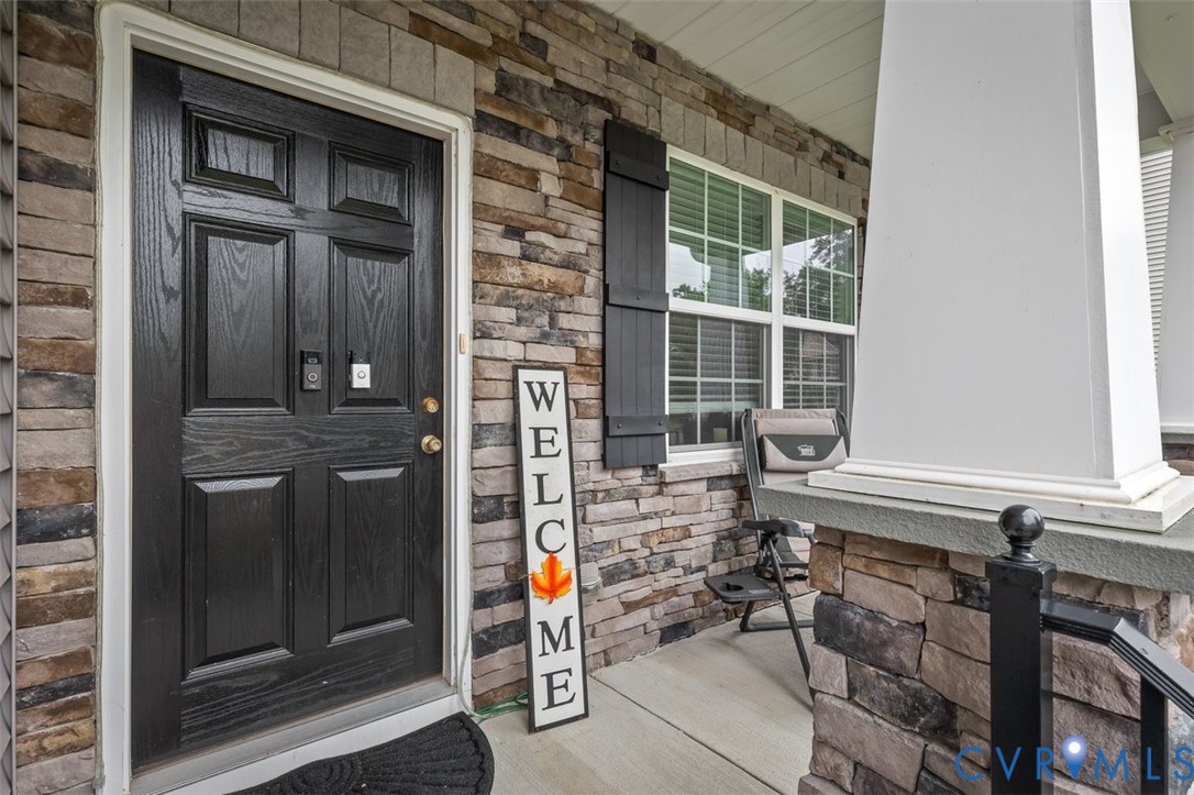 6809 Sir Galahad Ct Property Photo 3