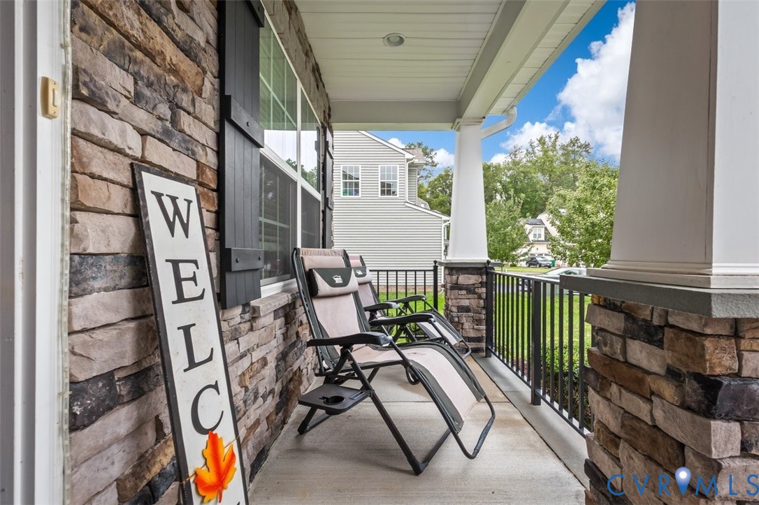 6809 Sir Galahad Ct Property Photo 4