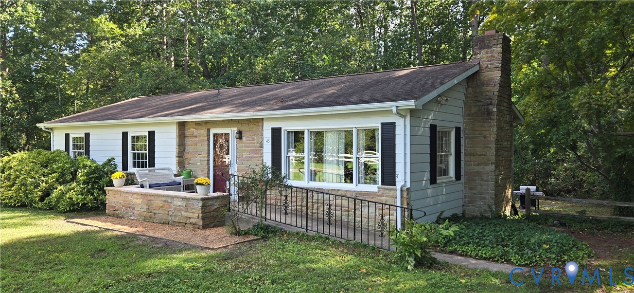 45 Middle Rd