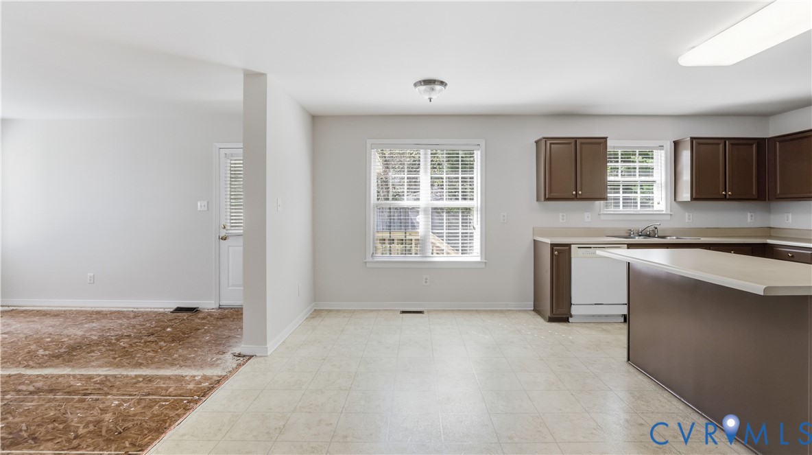 6931 Staunton Ave Property Photo 31