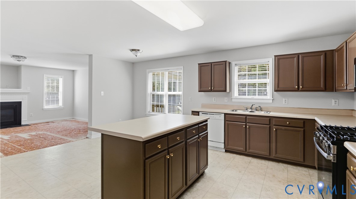 6931 Staunton Ave Property Photo 32