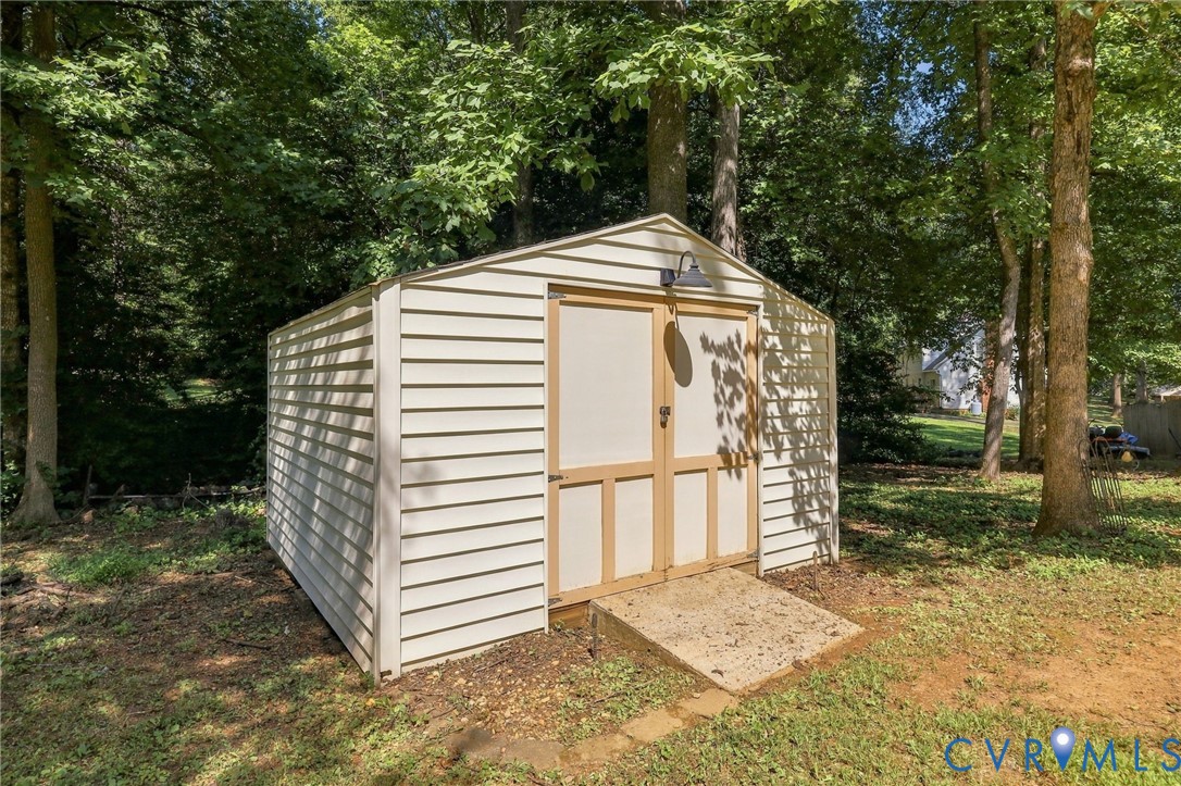 12914 Red Chestnut Dr Property Photo 46