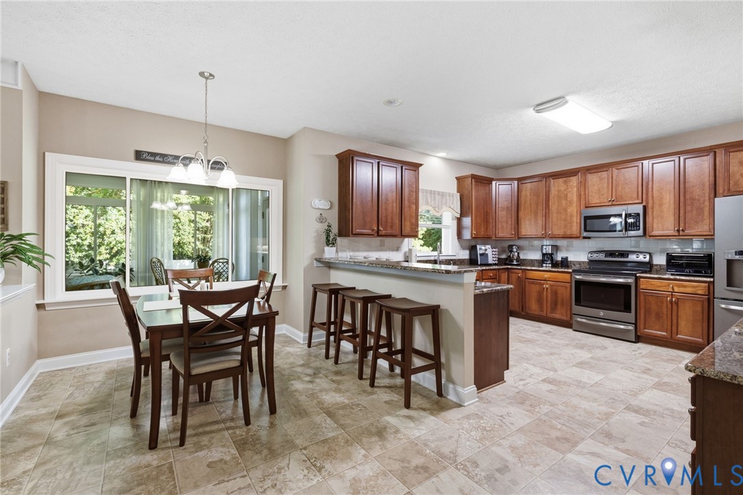 554 Greymont Ln Property Photo 10