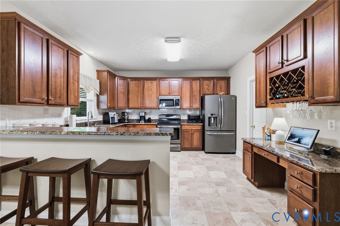 554 Greymont Ln Property Photo 11