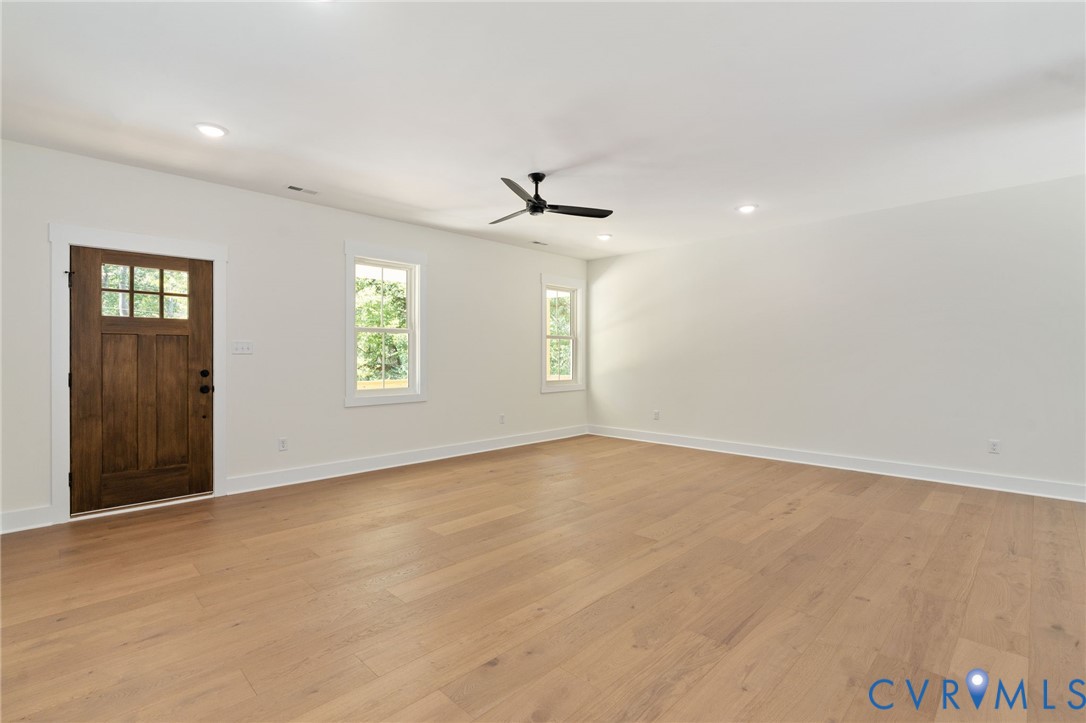 15241 Hilldale Ave Property Photo 12