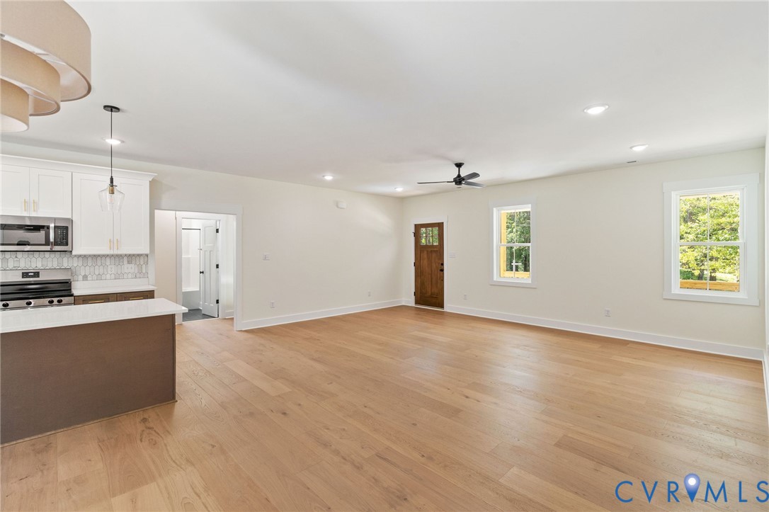 15241 Hilldale Ave Property Photo 16