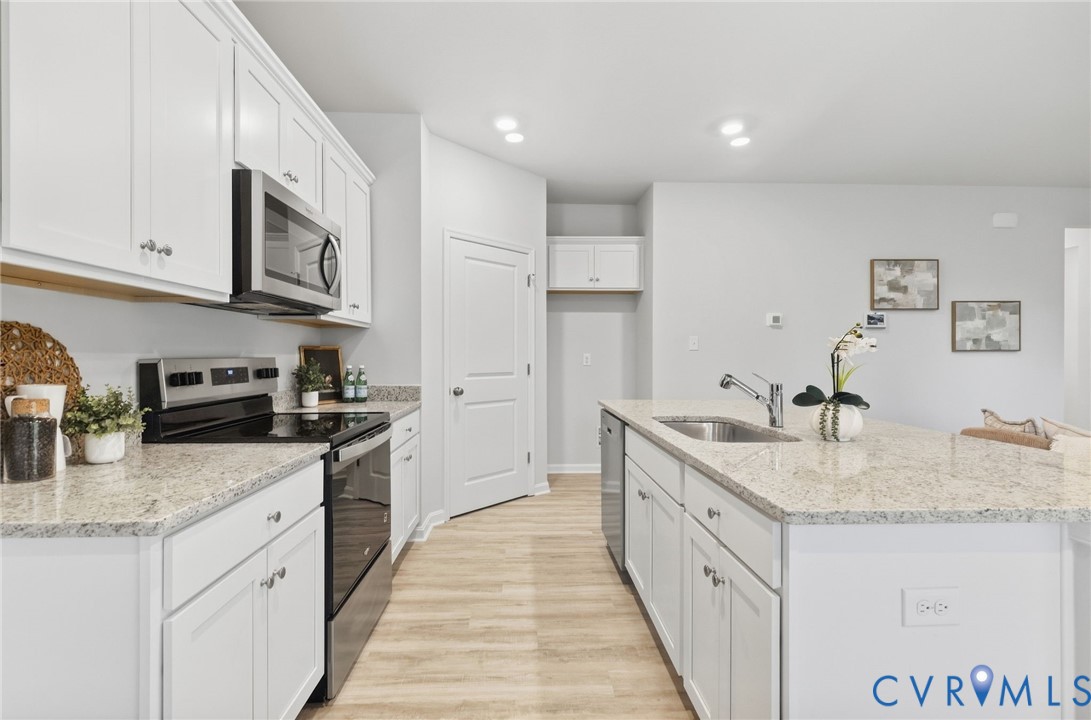 1650 River Bluff Ln Property Photo 13