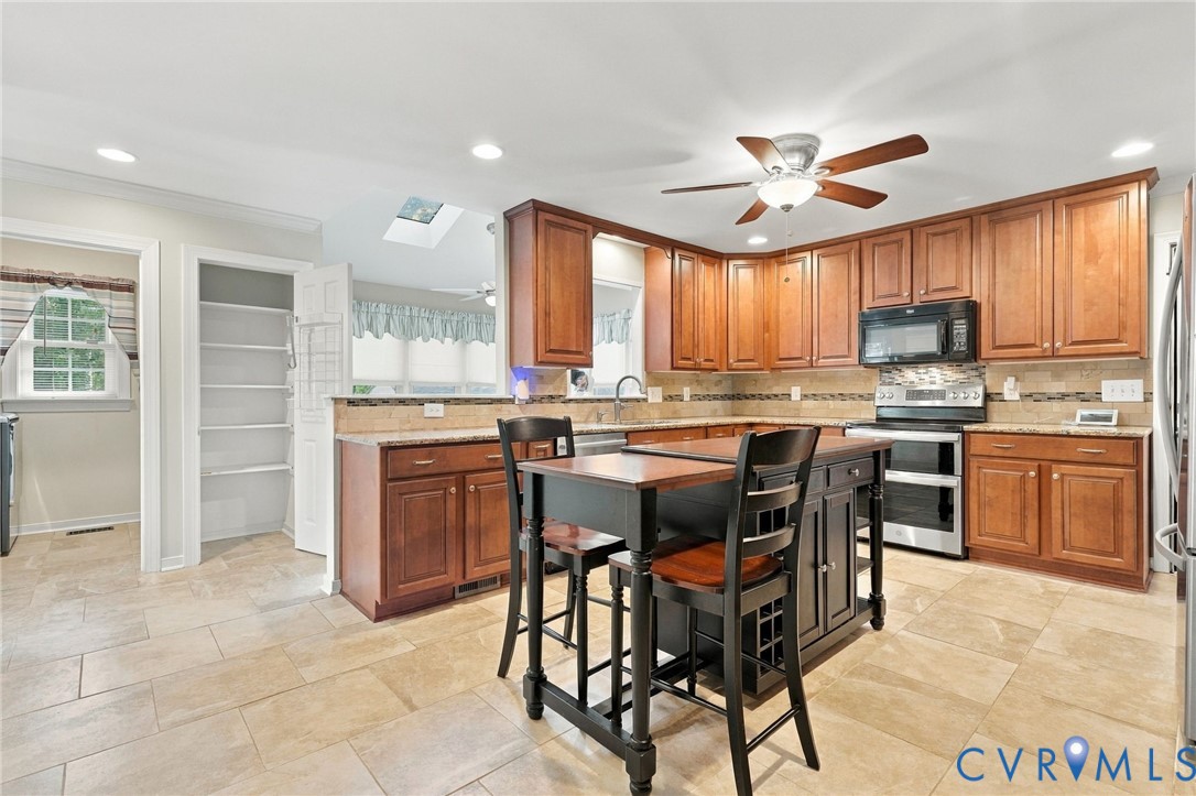 2507 Welrose Ct Property Photo 17