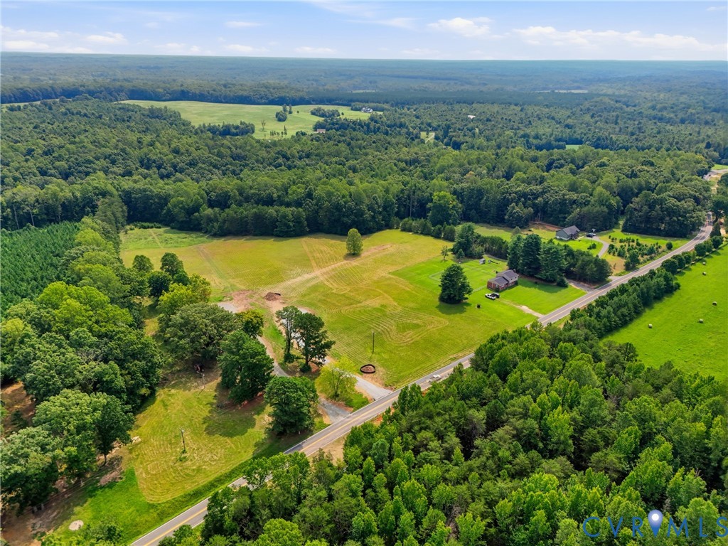10672 Cross County Rd Property Photo 2