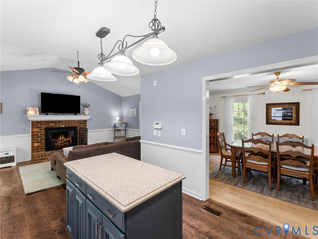 12651 Thoreau Dr Property Photo 16
