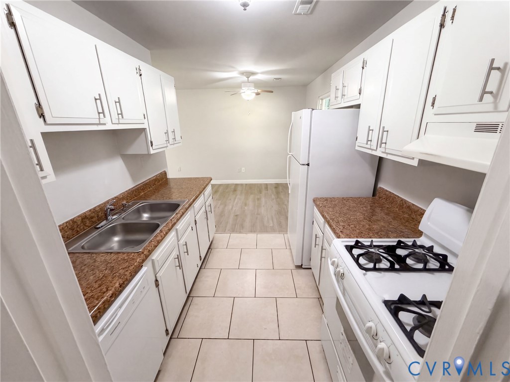 800 Bedrock Ln Property Photo 6