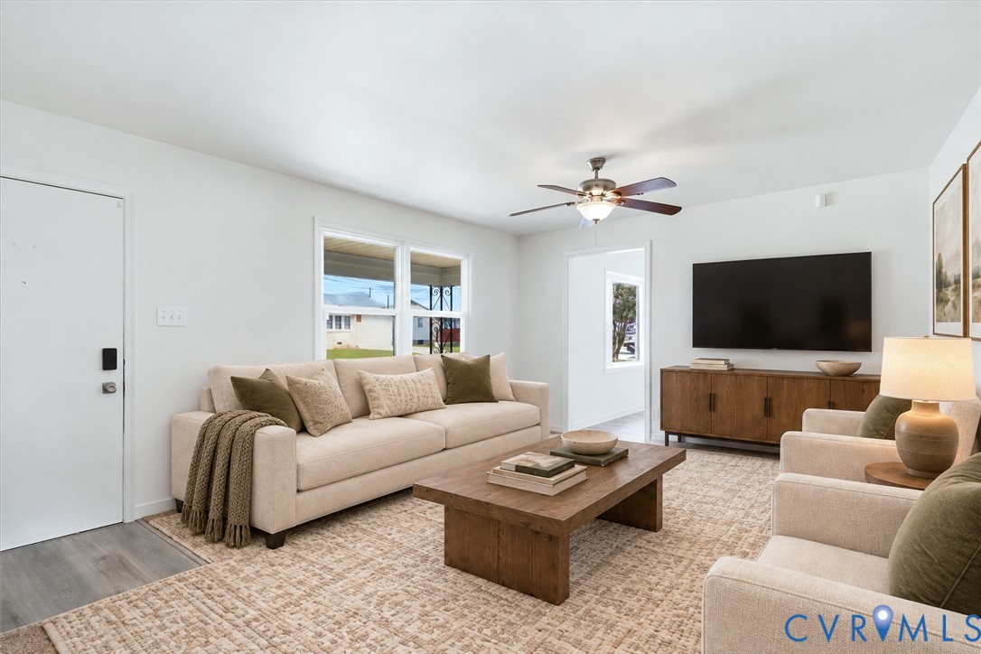 3304 Sussex Dr Property Photo 7