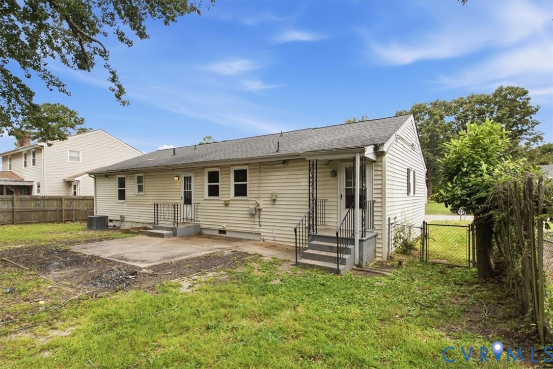 3304 Sussex Dr Property Photo 18