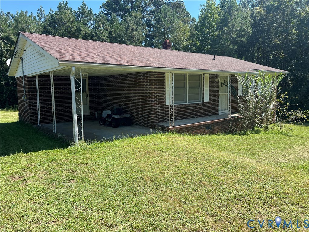 144 Fields Ln Property Photo 1
