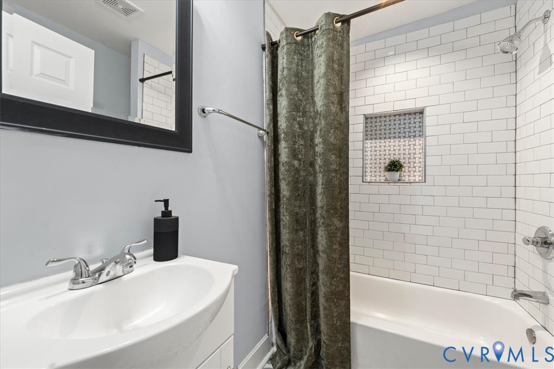 924 Lee Ave Property Photo 35