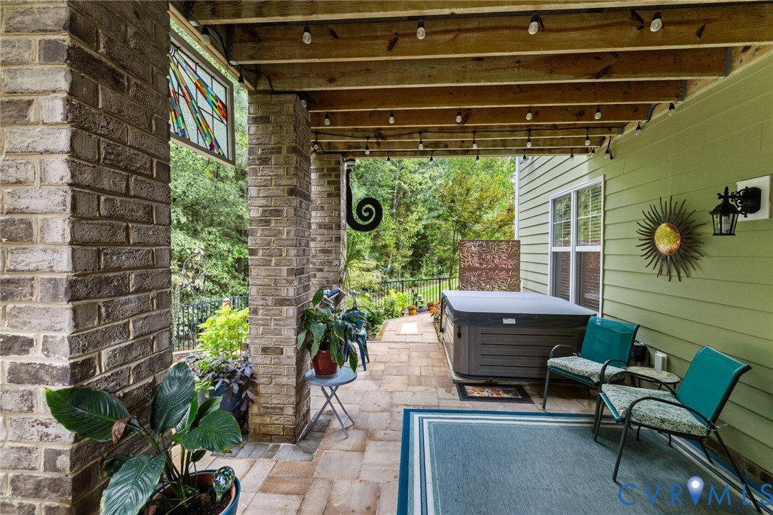 7031 Benhall Cir Property Photo 42