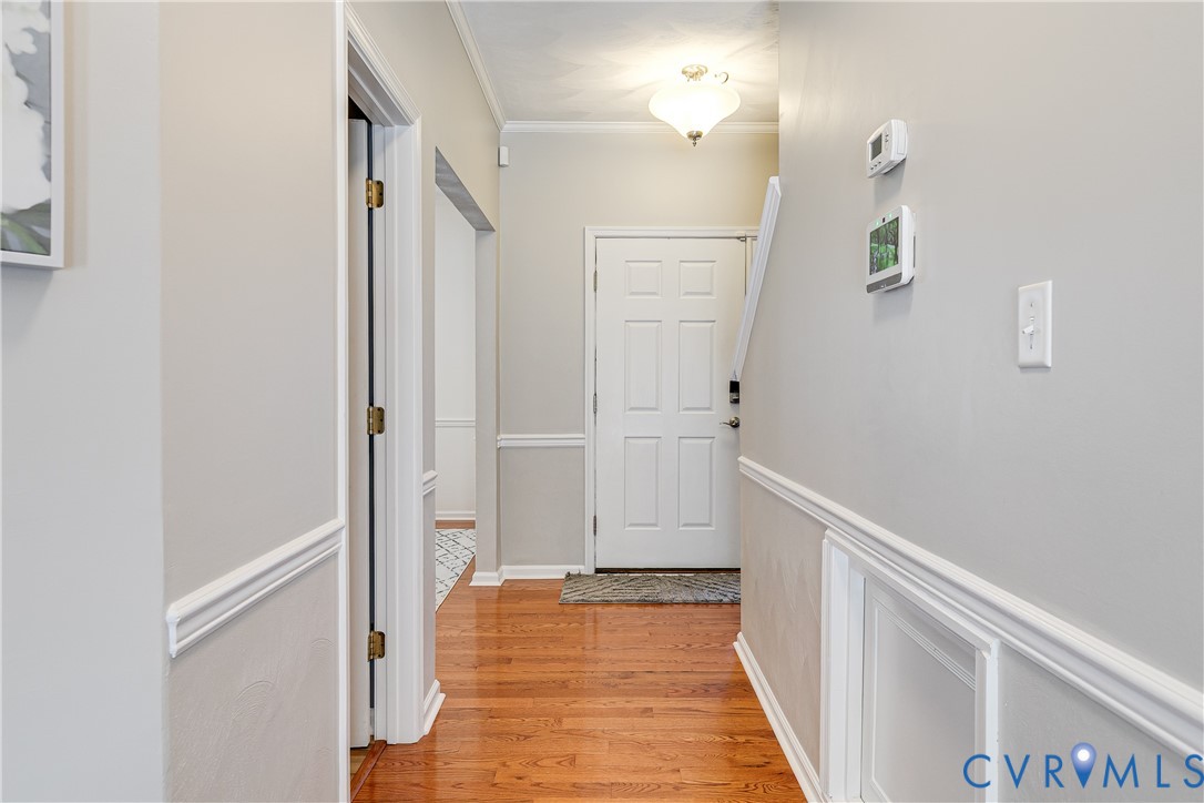 8429 Jordan Heights Ln Property Photo 6