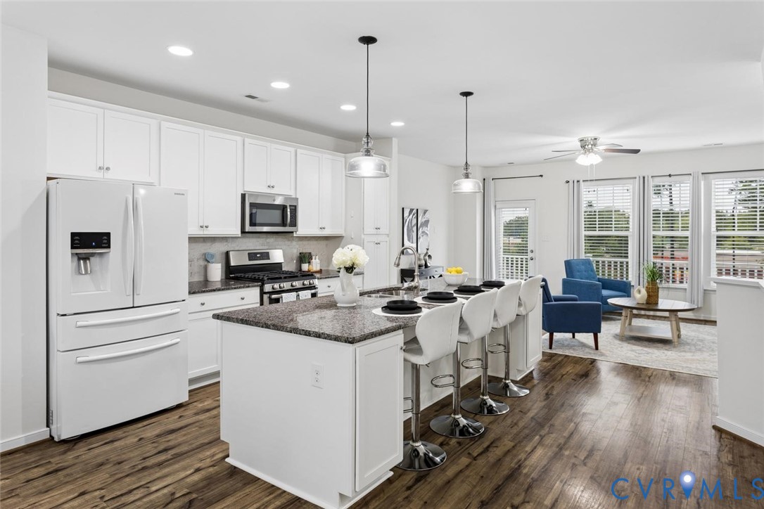 10420 Perennial Dr Property Photo 1