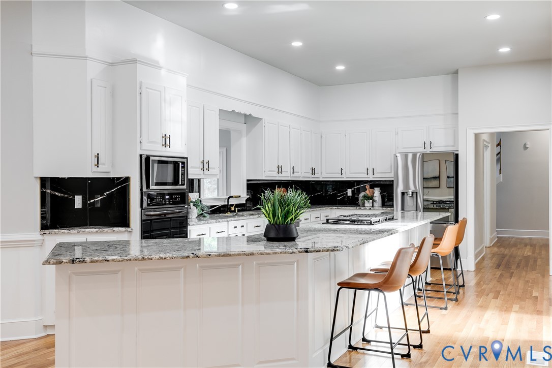 3300 Wicklow Ln Property Photo 12