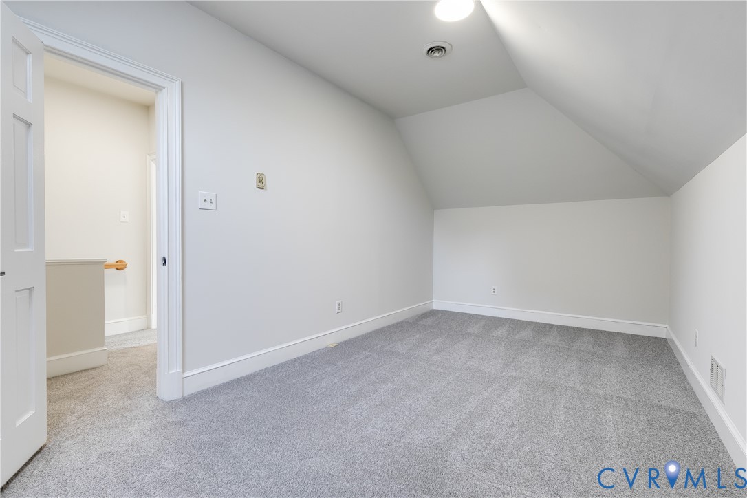 3300 Wicklow Ln Property Photo 46